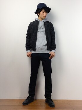 「CASPER JOHN（キャスパージョン）のアイテム（MA-1）」を使った、中嶋時男さん（メンズ・183cm）の春コーディネート