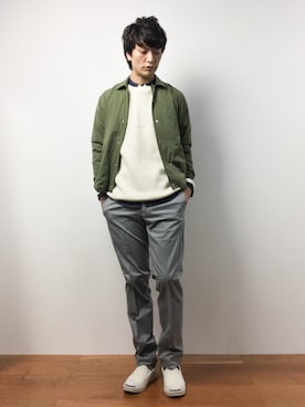 「カーキ×ホワイト」｜中嶋時男さん（メンズ・183cm）の秋コーディネート