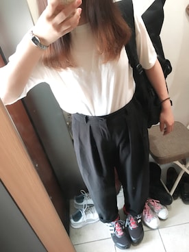 「GU（ジーユー）のアイテム（Tシャツ/カットソー、ホワイト系）」を使った、ハセガワさん（レディース・158cm）の夏コーディネート