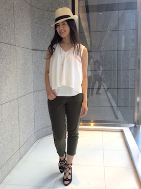 「カーキパンツ」｜ismさん（レディース・168cm）の春コーディネート