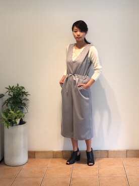 「アイテム（サロペット/オーバーオール、グレー系）」を使った、ismさん（レディース・168cm）の夏コーディネート