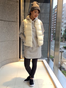 「アイテム（ダウンベスト）」を使った、ismさん（レディース・168cm）の夏コーディネート