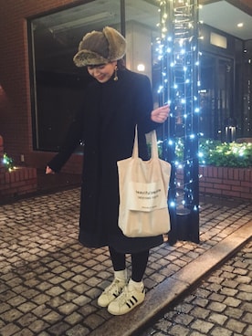 「orslow」｜「アイテム（チェスターコート）」を使った、サアヤさん（レディース・153cm）の冬コーディネート