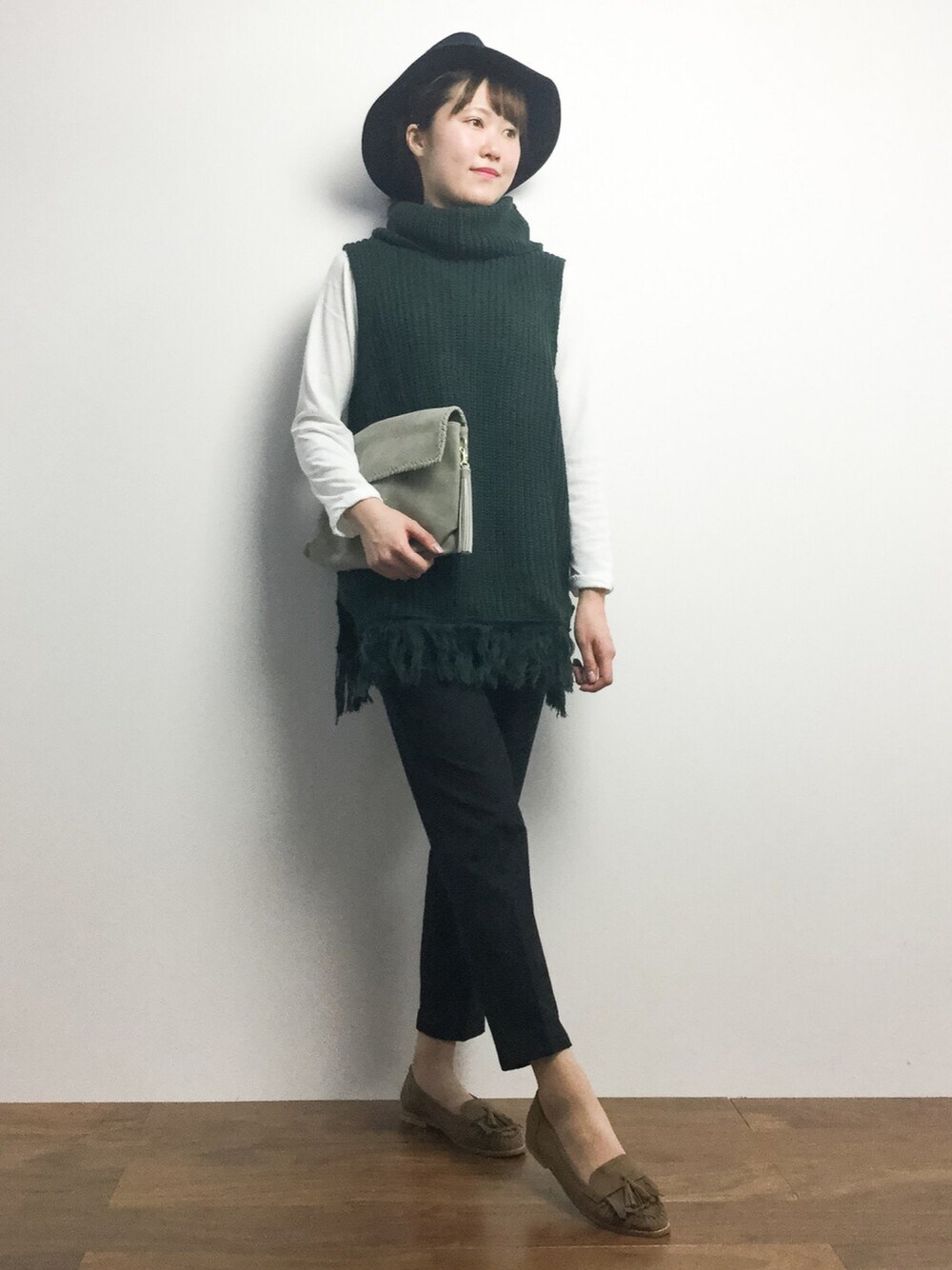 「VISのドロストクロップドパンツ（その他パンツ、ブラック系）」を使った、まるさん（レディース・161cm）の春コーディネートの1枚目の写真