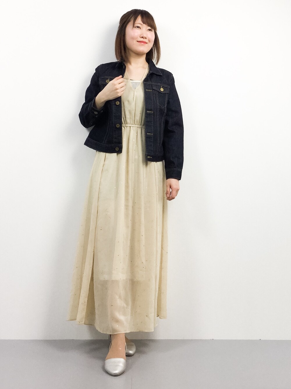 「ROSE BUDの(B.B)60480-51TV（ワンピース、ベージュ系）」を使った、まるさん（レディース・161cm）の春コーディネートの1枚目の写真