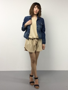 「アイテム（つなぎ/オールインワン、ベージュ系）」を使った、まるさん（レディース・161cm）の春コーディネート