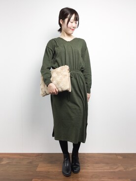 「coca（coca）（コカ）のアイテム（クラッチバッグ）」を使った、まるさん（レディース・161cm）の冬コーディネート