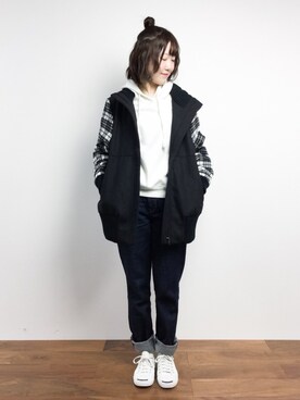 「kOhAKU（コハク）のアイテム（ジャケット/アウター）」を使った、まるさん（レディース・161cm）の冬コーディネート