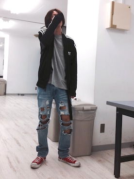 「アイテム（ジャージ）」を使った、soさん（メンズ・175cm・10代）の春コーディネート