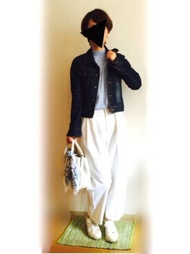 「ブルー x ホワイト」｜「アイテム（デニムジャケット）」を使った、TANEさん（レディース・163cm）の春コーディネート