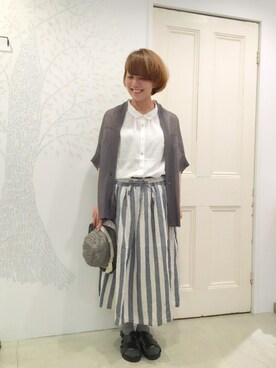 「Blute（ブリューテ）のアイテム」を使った、YARRAdouxbleu三宮店さん（レディース・156cm）の夏コーディネート