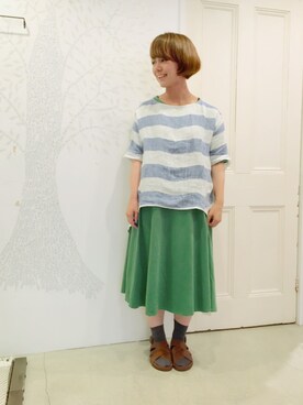 「Blute（ブリューテ）のアイテム」を使った、YARRAdouxbleu三宮店さん（レディース・156cm）の夏コーディネート
