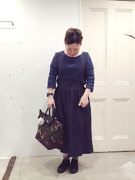 「迷彩」｜「アイテム（サロペット/オーバーオール）」を使った、YARRAdouxbleu三宮店さん（レディース・154cm）の秋コーディネート
