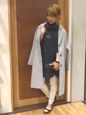 「肩掛け」｜「アイテム（チェスターコート）」を使った、Uさん（レディース・155cm）の秋コーディネート