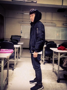 Yen Ning Zengさんのコーディネート