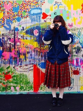 「カメラ女子」｜「アイテム（その他シューズ）」を使った、しみかなさん（レディース・162cm）の秋コーディネート