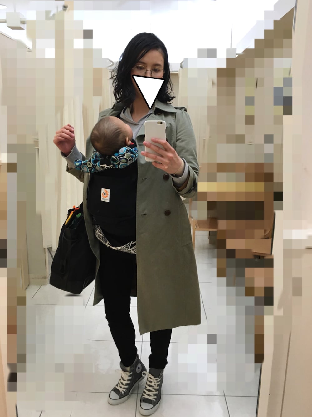 「ママコーデ、プチプラ、UNIQLO、１万円以内でコーデ、抱っこひもスタイル」｜「GUのアイテム（メガネ、ゴールド系）」を使った、Midori さん（レディース・168cm）の春コーディネートの1枚目の写真