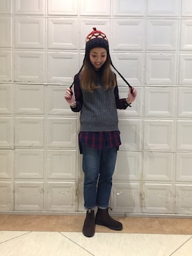 「アイテム（ニットキャップ/ビーニー、レッド系）」を使った、sawaaaさん（レディース・157cm）の秋コーディネート