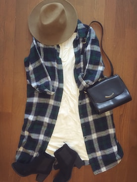 「Cheek（チーク）のアイテム（帽子）」を使った、momo.さん（レディース・162cm）の秋コーディネート