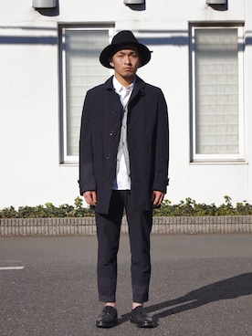 「COMME des GARCONS HOMME（コム デ ギャルソン・オム）のアイテム（ステンカラーコート）」を使った、UNDERPASSさん（メンズ・170cm）の冬コーディネート