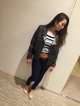 「Desigual（デシグアル）のアイテム（ライダースジャケット）」を使った、Michelle Leia Saaleさん（レディース・162cm）の秋コーディネート