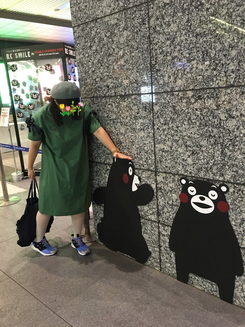 「グリーン、ワンピース、リボン、フューリーライト、クマモン、休日出勤」｜「kaorinomoriのアイテム（ハンチング/ベレー帽、ブルー系）」を使った、mochikoさん（レディース・158cm）の秋コーディネートの1枚目の写真