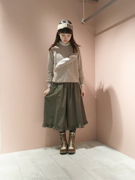 「アイテム（ヘアバンド）」を使った、ぴのこさん（レディース・172cm）の秋コーディネート