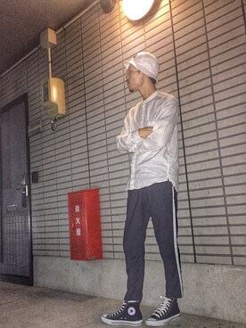 「ジャージーパンツ」｜「アイテム（スラックス）」を使った、Narita Taisukeさん（メンズ・183cm）の秋コーディネート