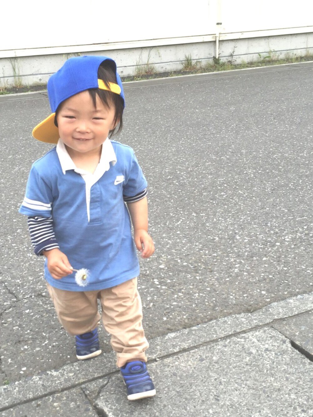 「キャップ、キャップ部、韓国子供服、子供カッコイイ、大人ヤンチャ部、ナイキ、古着MIX」｜「韓国子供服のアイテム（キャップ、ブルー系）」を使った、SAQOOさん（キッズ・80cm）の春コーディネートの1枚目の写真