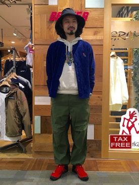 「ベースボールシャツ」｜「アイテム（ブルゾン）」を使った、OGAWAさん（メンズ・175cm）の冬コーディネート