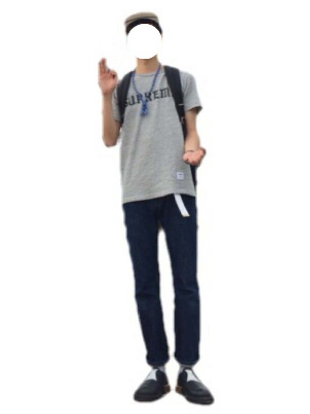 「Supreme のアイテム（Tシャツ/カットソー、グレー系）」を使った、ともつまさん（メンズ・179cm）の夏コーディネートの1枚目の写真