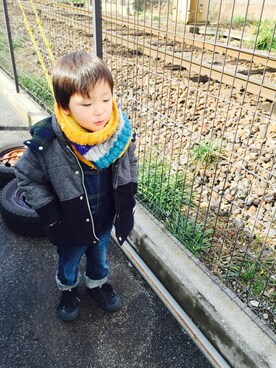「GENERATOR（ジェネレーター）のアイテム（ダウンジャケット/コート、グレー系）」を使った、oryさん（キッズ）の冬コーディネート