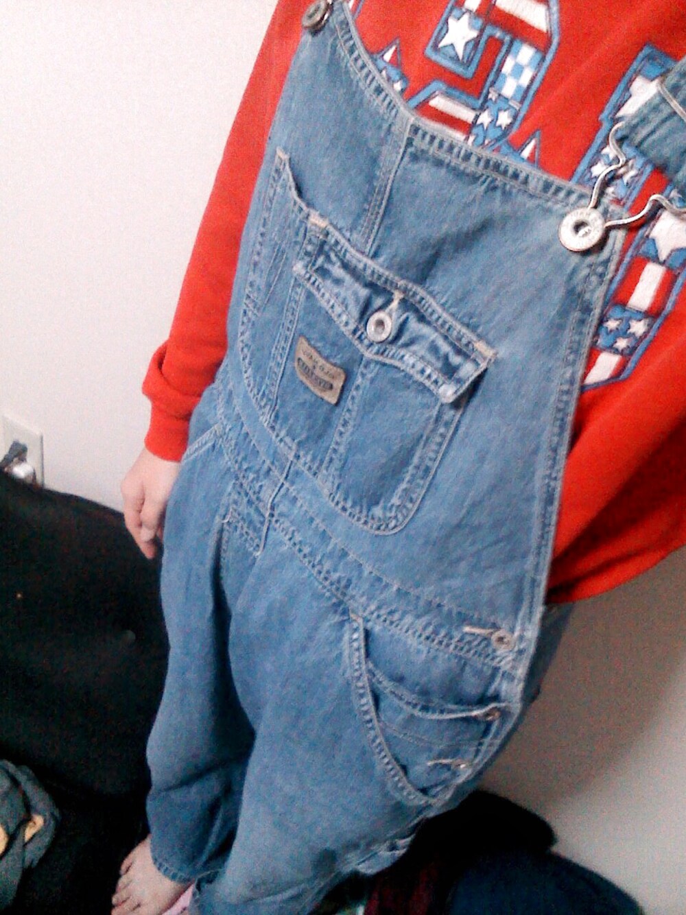 「OLD NAVYのアイテム（サロペット/オーバーオール、ブルー系）」を使った、suzuhaさん（レディース・164cm）の春コーディネートの1枚目の写真