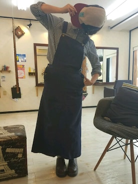 「アディダスオリジナルス」｜「アイテム（サロペット/オーバーオール）」を使った、りんごさん（レディース・156cm）の夏コーディネート
