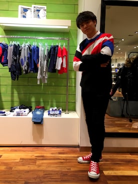 「DIESEL（ディーゼル）のアイテム（ニット/セーター）」を使った、YUKIさん（メンズ・173cm）の秋コーディネート