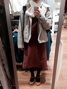 「Levi's（リーバイス）のアイテム（その他アウター）」を使った、ソヒさん（レディース・171cm）の冬コーディネート