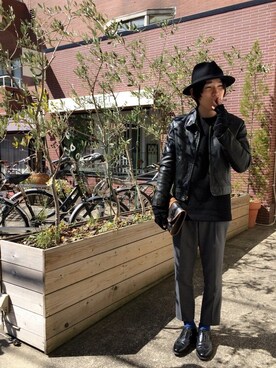 「カラーソックス」｜「アイテム（ライダースジャケット）」を使った、くぼっちさん（メンズ・172cm）の春コーディネート
