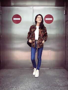 「AAPE BY A BATHING APE（エーエイプバイアベイシングエイプ）のアイテム（その他アウター）」を使った、翁馨儀さん（レディース・158cm）の冬コーディネート