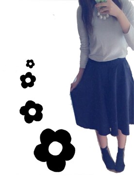 「OLIVE des OLIVE（オリーブデオリーブ）のアイテム（Tシャツ/カットソー、グレー系）」を使った、yu.さん（レディース・162cm）の秋コーディネート