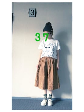 「OMIYAGE（オミヤゲ）のアイテム」を使った、37さん（レディース・154cm）の秋コーディネート