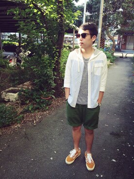 陳首安さんのコーディネート