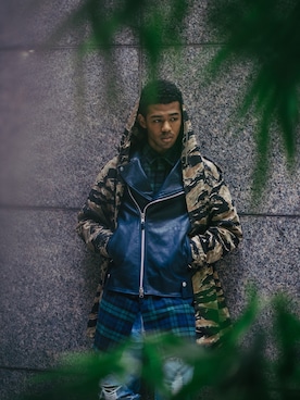 「APPLEBUM」｜「アイテム（ライダースジャケット）」を使った、APPLEBUM STAFF STYLINGさん（メンズ・180cm）の冬コーディネート