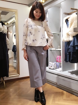 「Supreme.La.La.（シュープリームララ）のアイテム（ブーツ）」を使った、Natsumi Sudoさん（レディース・160cm）の秋コーディネート