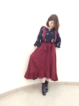 「アイテム（レッド系）」を使った、Natsumi Sudoさん（レディース・160cm）の秋コーディネート