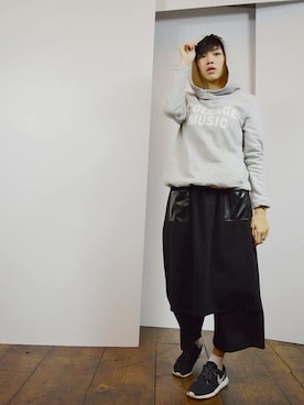 「アイテム（その他トップス、シルバー系）」を使った、蔡派さん（レディース・167cm）の冬コーディネート