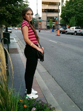 「whitekicks」｜Shannon McBrideさん（レディース・175cm）の夏コーディネート
