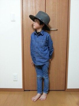 「UNIQLO（ユニクロ）のアイテム（シャツ/ブラウス、ブルー系）」を使った、MISAさん（レディース・163cm）の秋コーディネート