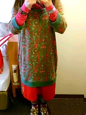 「アイテム（デニムスカート、レッド系）」を使った、Rieさん（レディース・148cm）の冬コーディネート