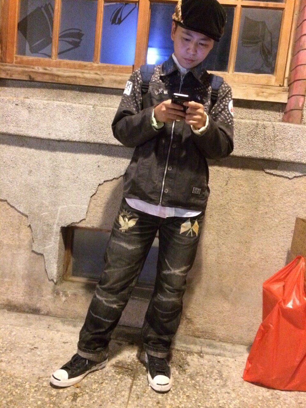 「NEIGHBORHOOD、wtaps、SOPHNET.」｜「SOPHNET.のアイテム（シャツ/ブラウス、その他）」を使った、Austin さん（レディース・158cm）の秋コーディネートの1枚目の写真