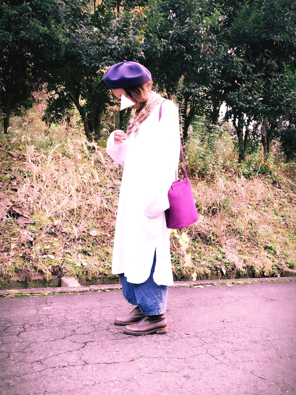 「VINTAGEのアイテム（シャツ/ブラウス、ホワイト系）」を使った、mie03さん（レディース・156cm）の秋コーディネートの1枚目の写真